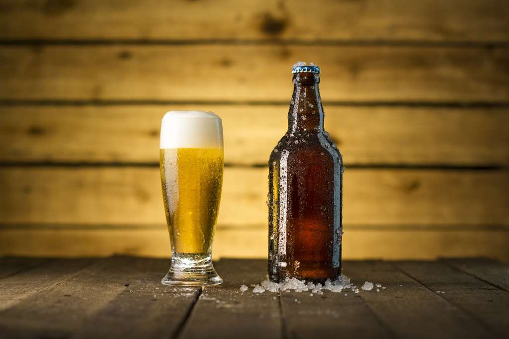 How to Select a Tasty Craft Beer When You Reach the Bar